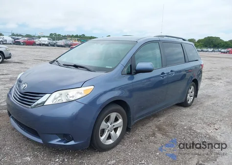 2017 Toyota Sienna Le 8 Passenger from USA, damaged, VIN 5TDKZ3DCXHS834404